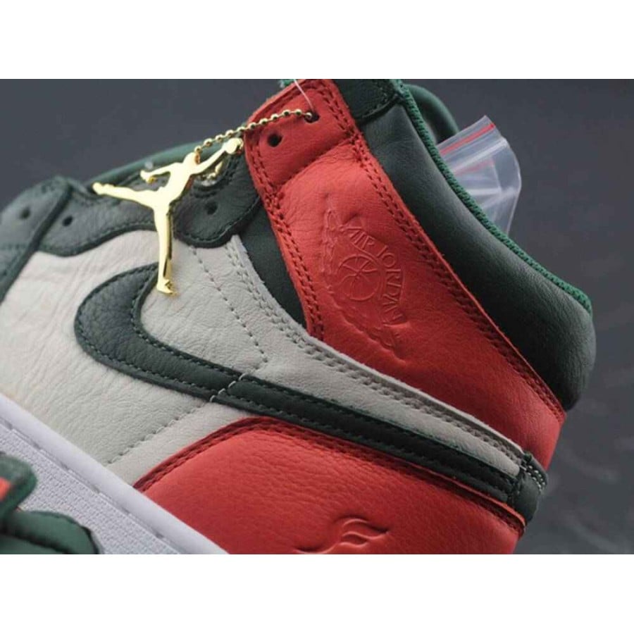 SoleFly x Air Jordan 1 Retro High 