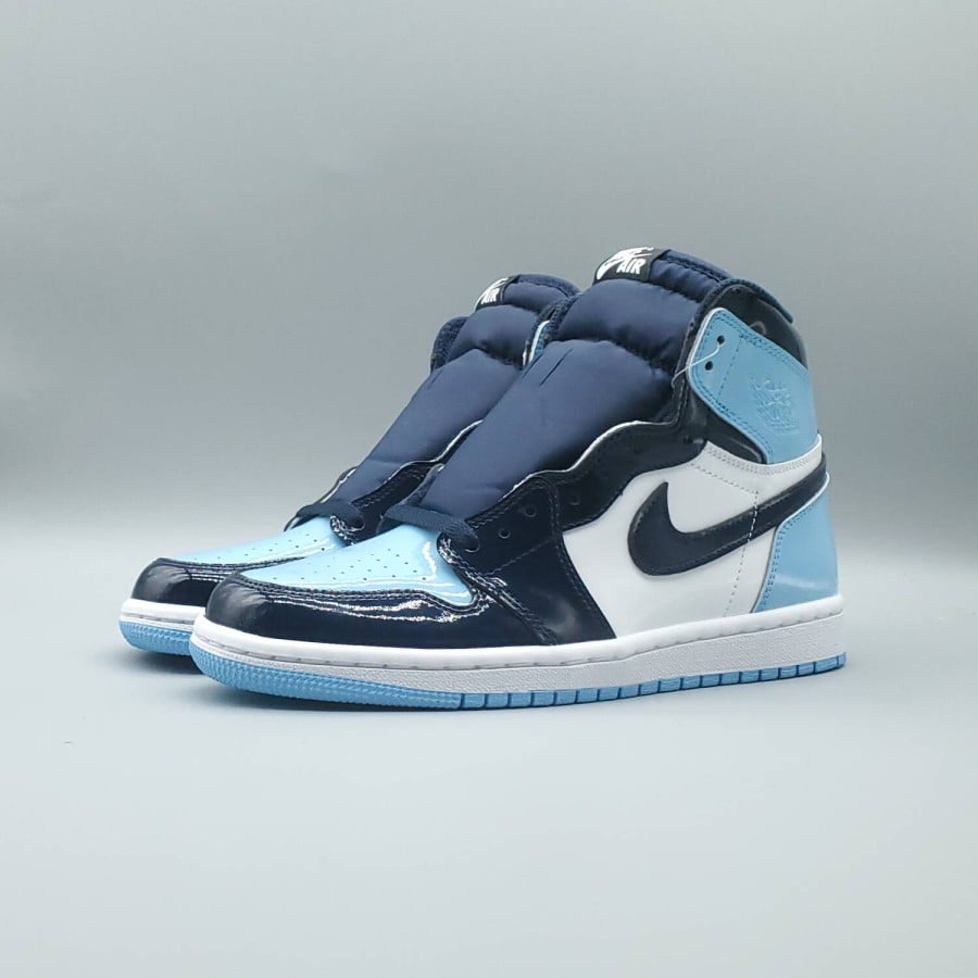 Wmns Air Jordan 1 Retro High OG 