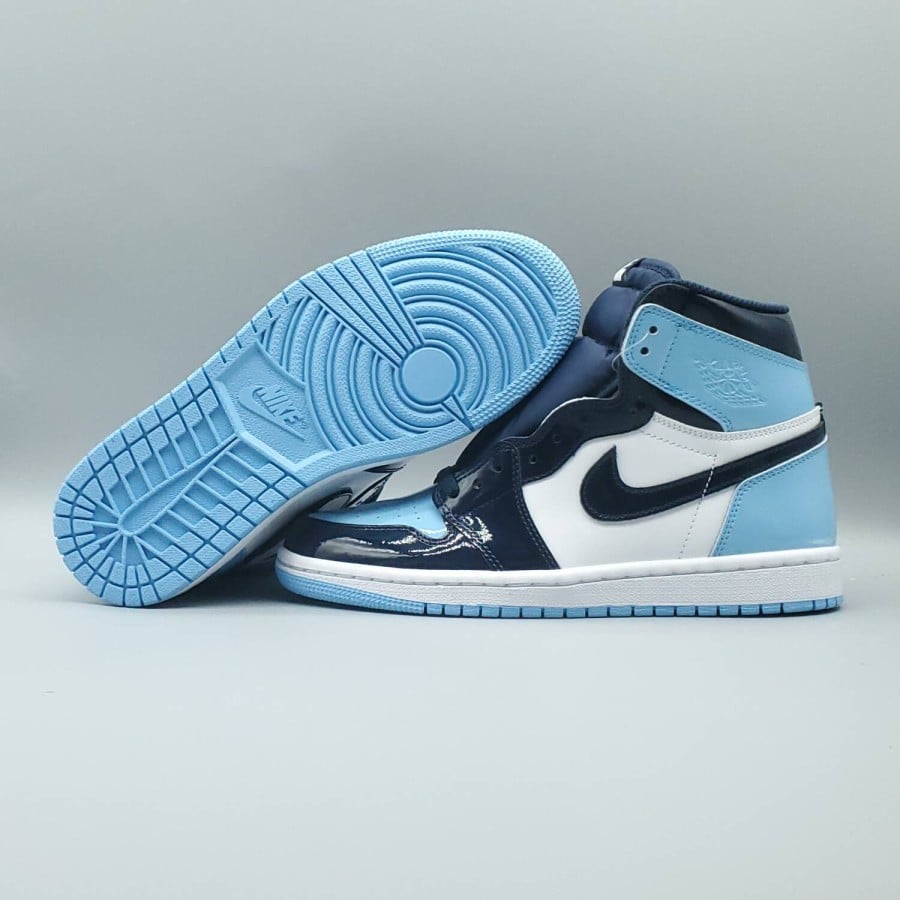 Wmns Air Jordan 1 Retro High OG 