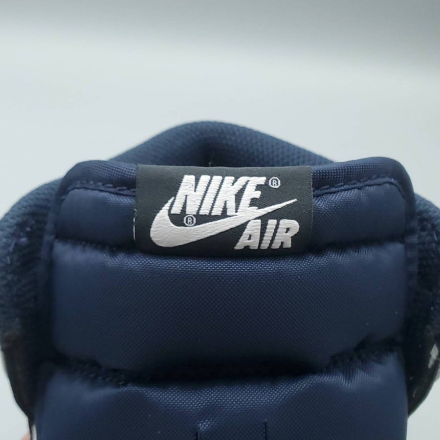 Wmns Air Jordan 1 Retro High OG 