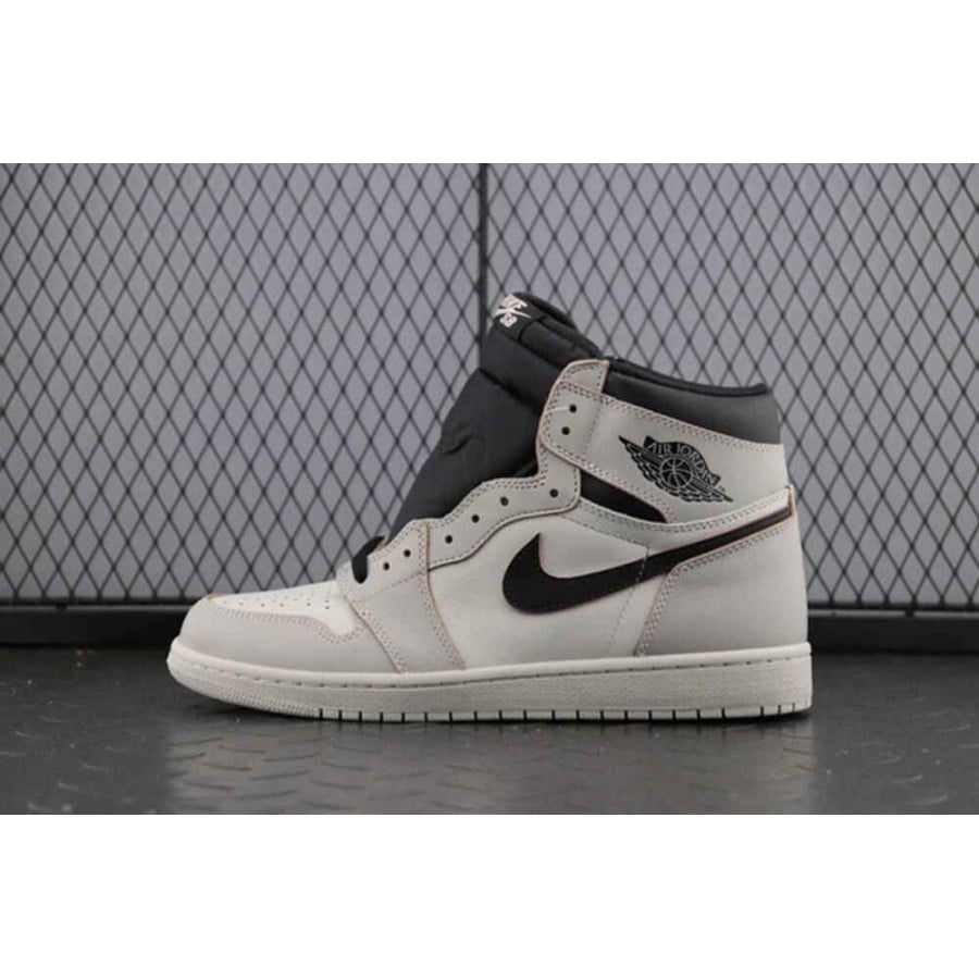 Air Jordan 1 Retro High SB 