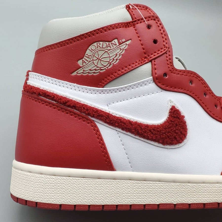Wmns Air Jordan 1 High OG 