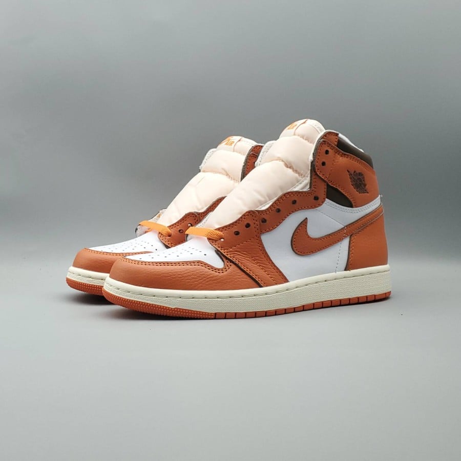 Wmns Air Jordan 1 High OG 
