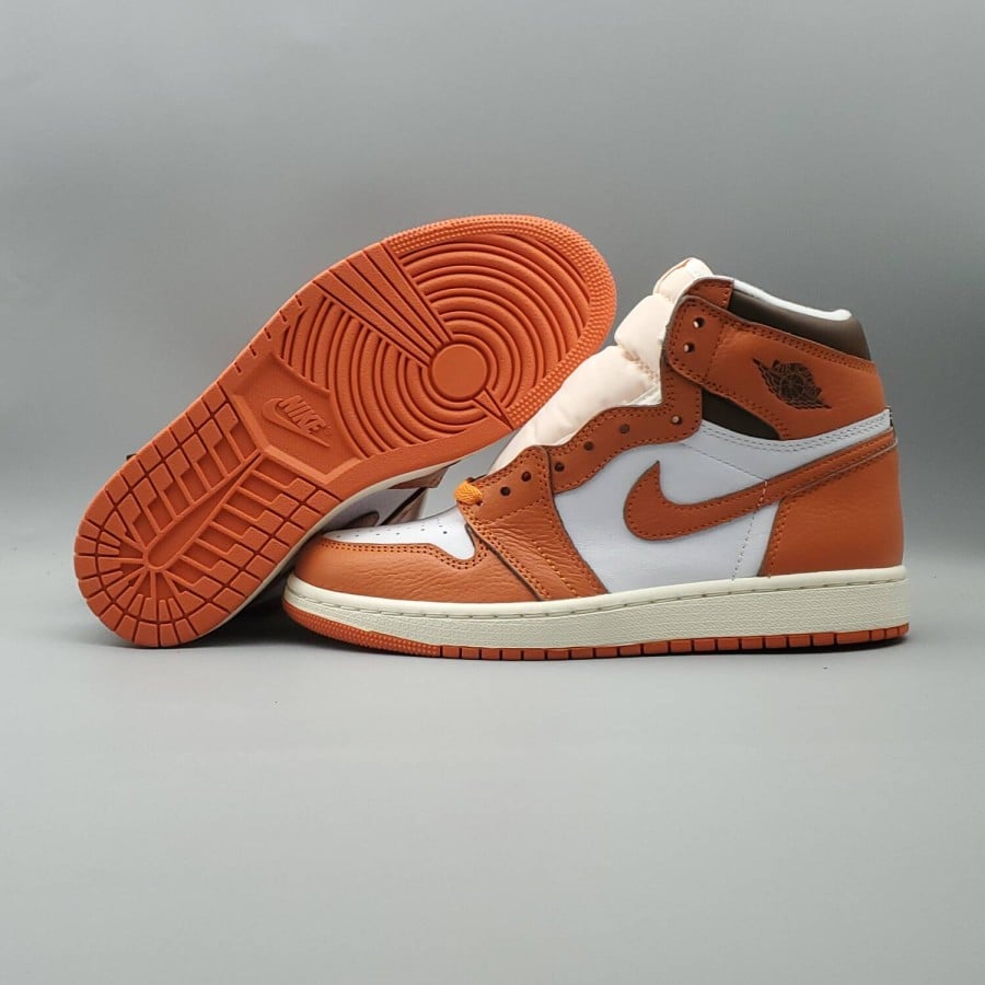 Wmns Air Jordan 1 High OG 