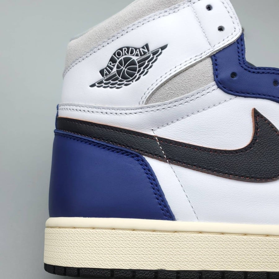 Air Jordan 1 Retro High OG 