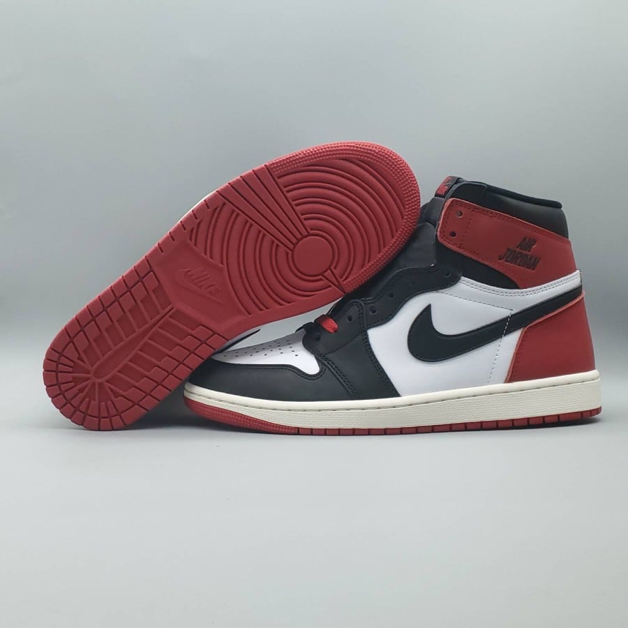 Air Jordan 1 Retro High OG 