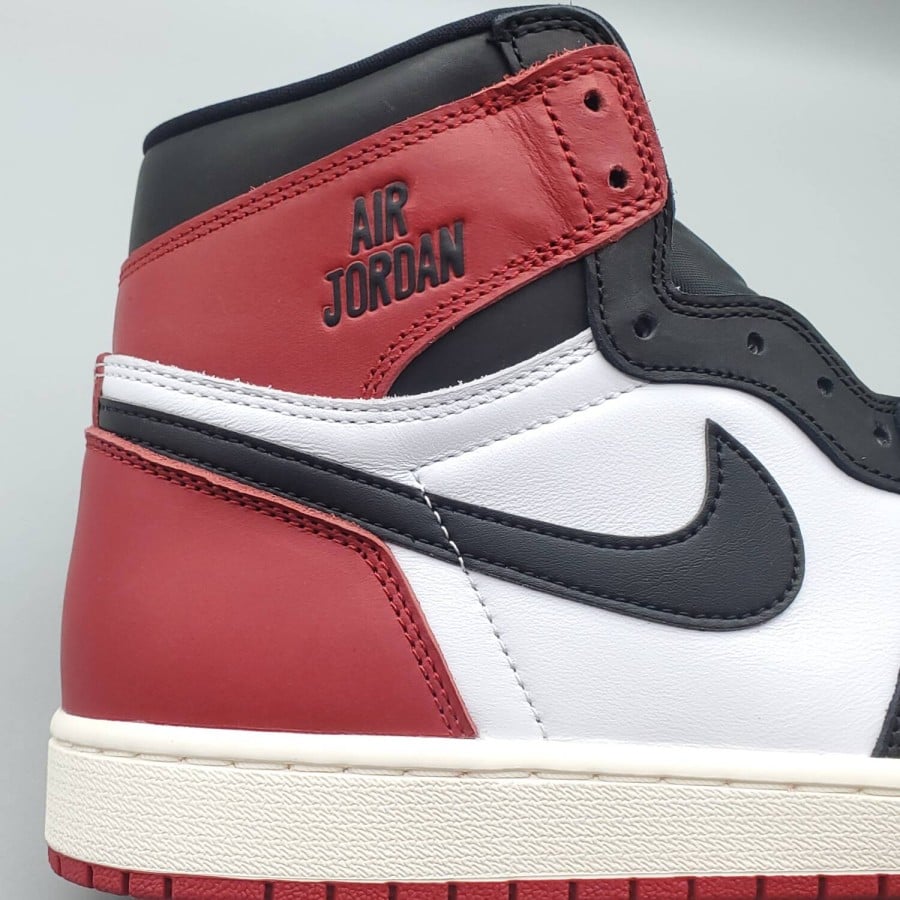 Air Jordan 1 Retro High OG 