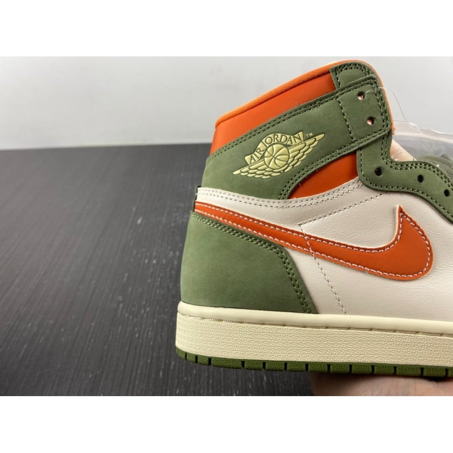 Air Jordan 1 Retro High OG