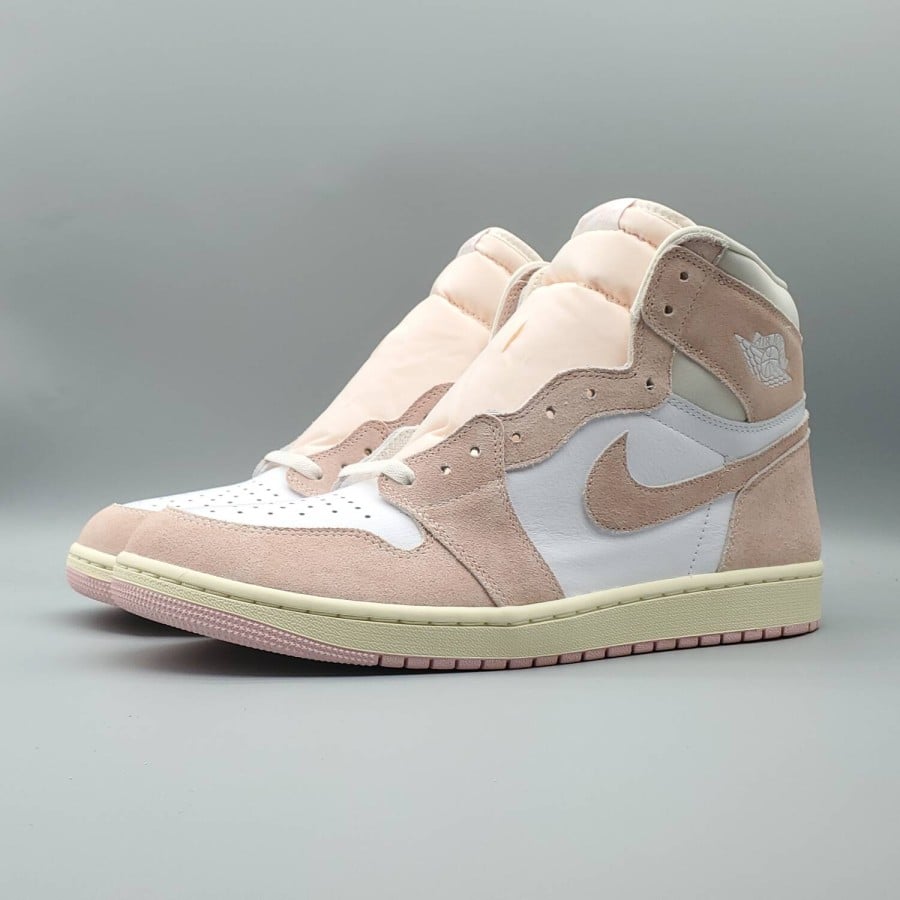 Wmns Air Jordan 1 Retro High OG