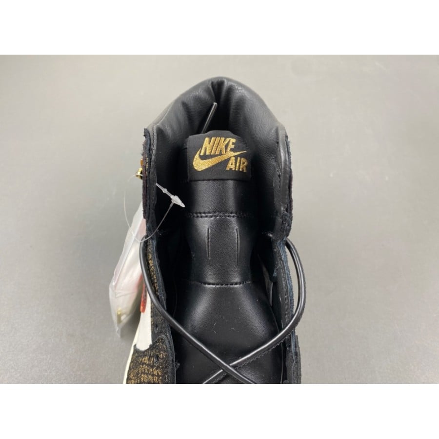 Air Jordan 1 Retro High OG