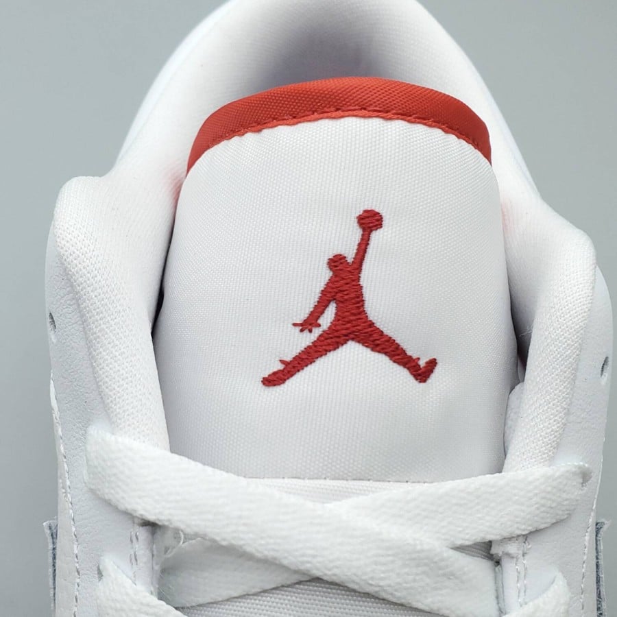 Air Jordan 1 Phat Low 