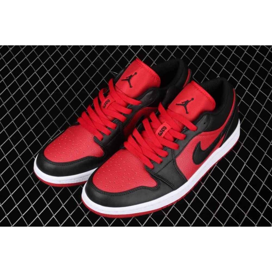Air Jordan 1 Retro Low 