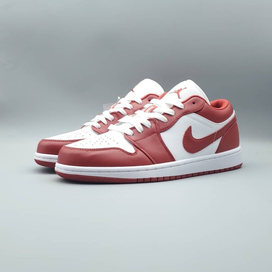 Air Jordan 1 Low 