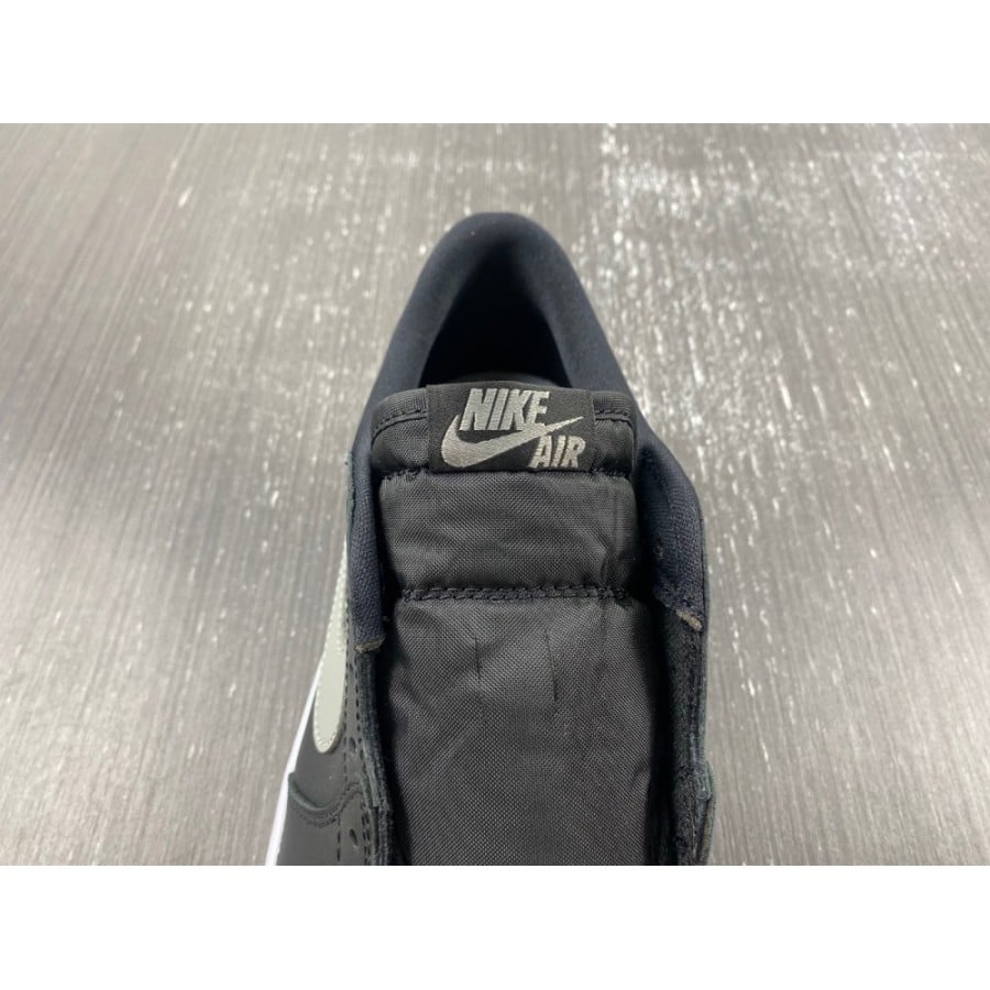 Air Jordan 1 Retro Low OG