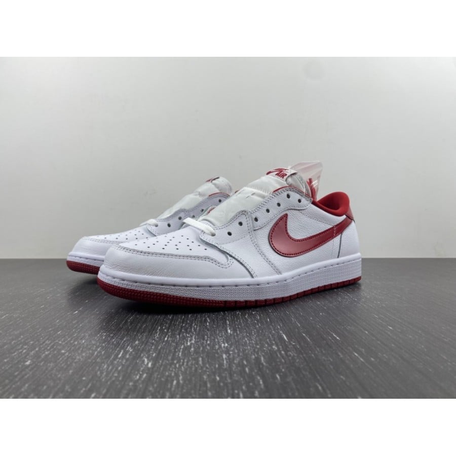 Air Jordan 1 Retro Low OG 
