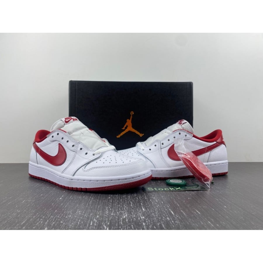 Air Jordan 1 Retro Low OG 