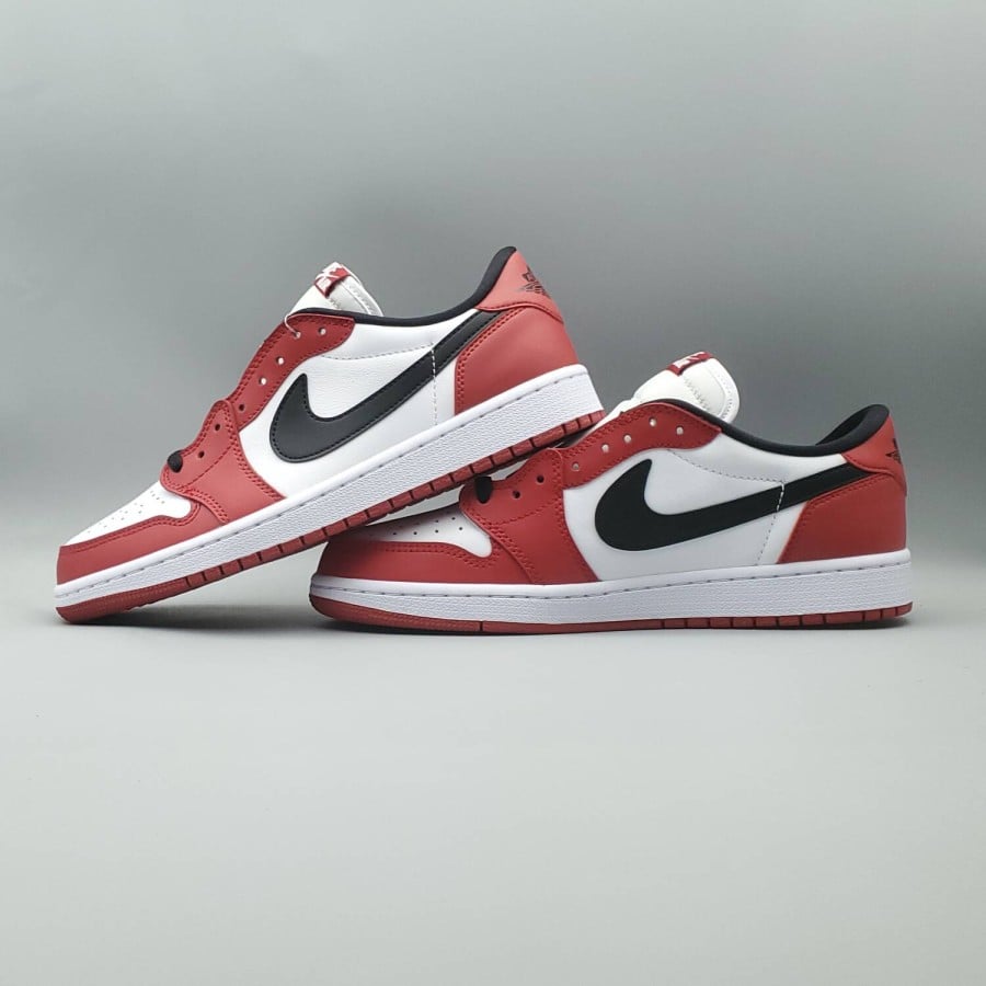 Air Jordan 1 Retro Low OG 