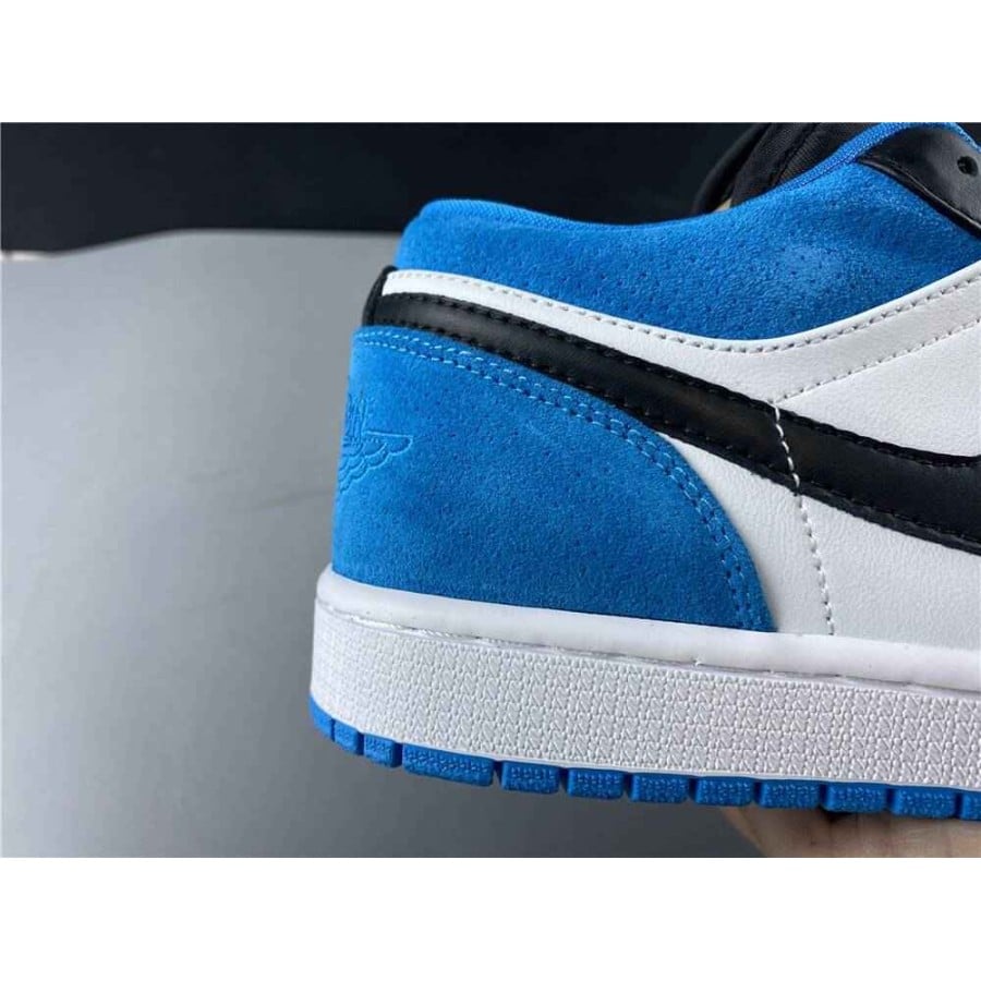 Air Jordan 1 Low SE 