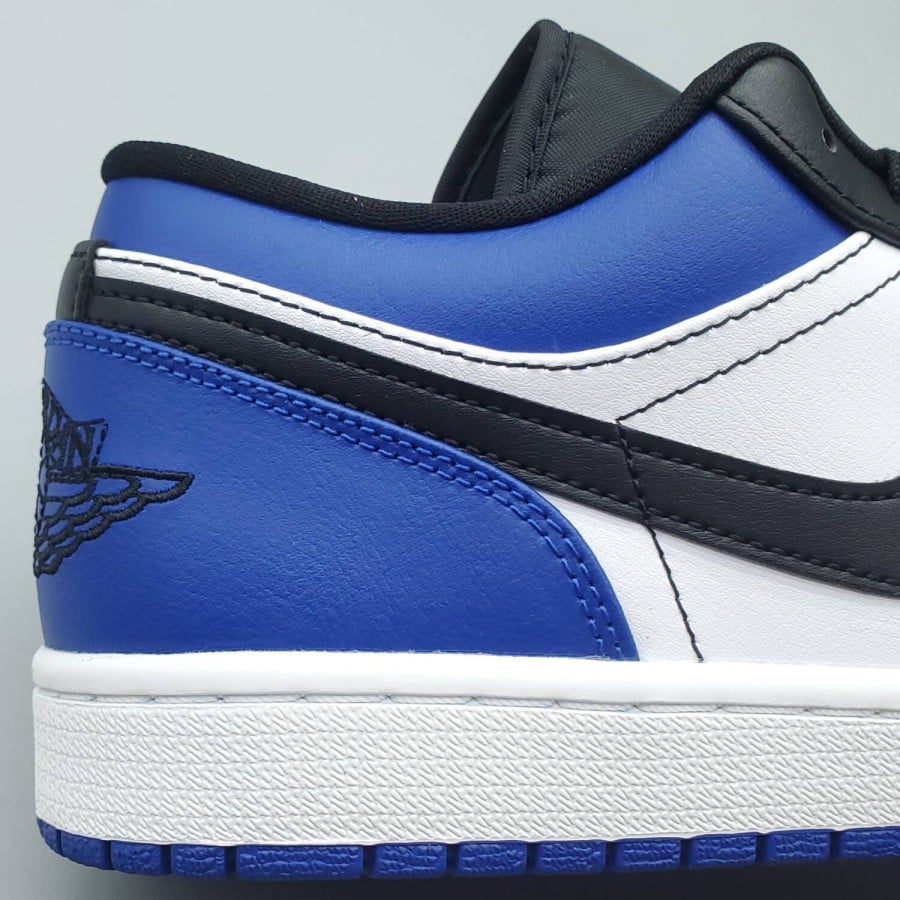 Air Jordan 1 Low