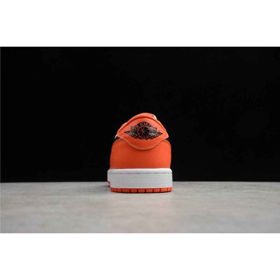 Air Jordan 1 Retro Low OG 