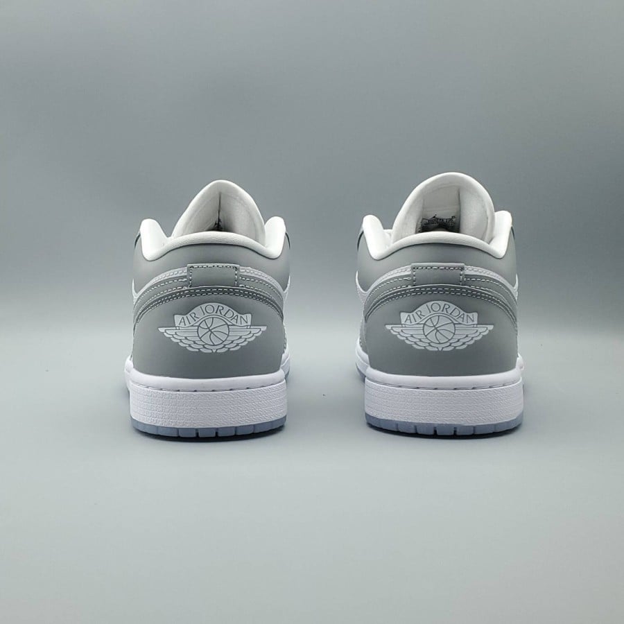 Wmns Air Jordan 1 Low 
