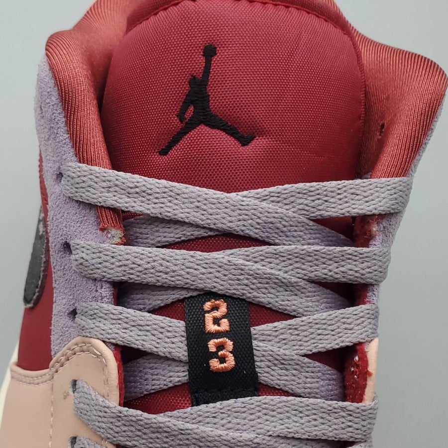 Wmns Air Jordan 1 Low