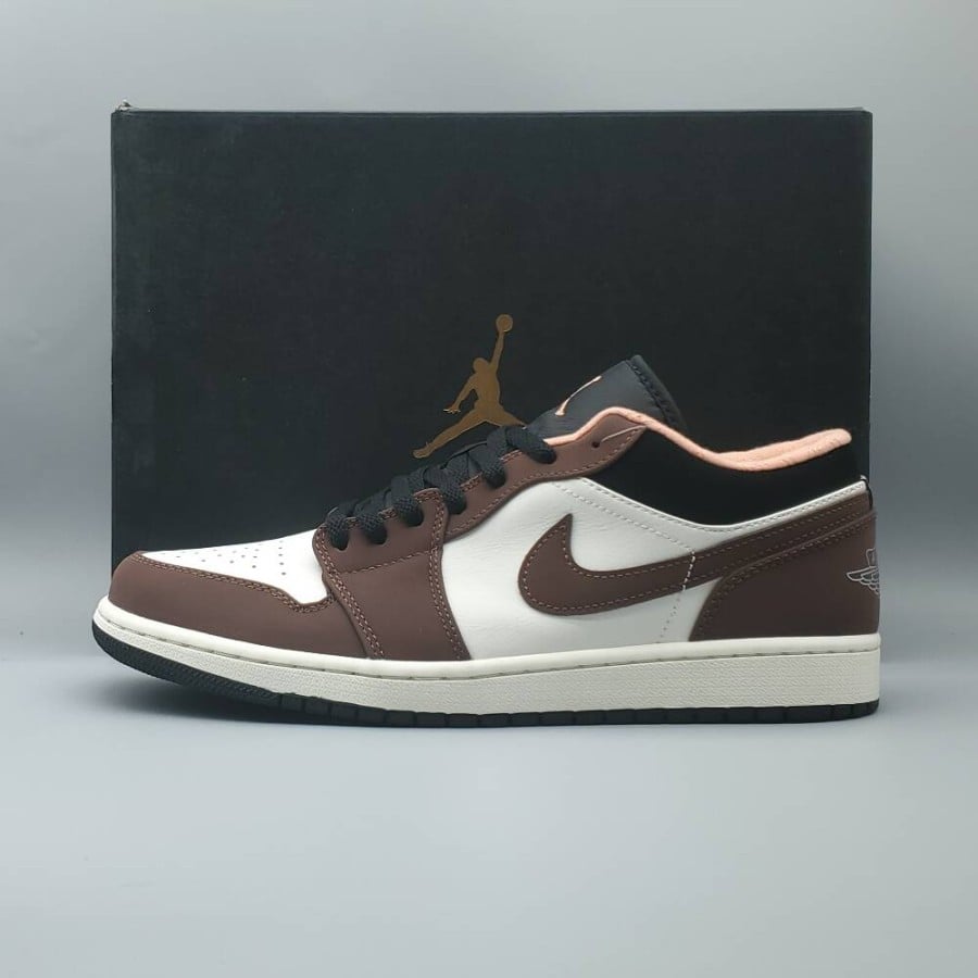 Air Jordan 1 Low 