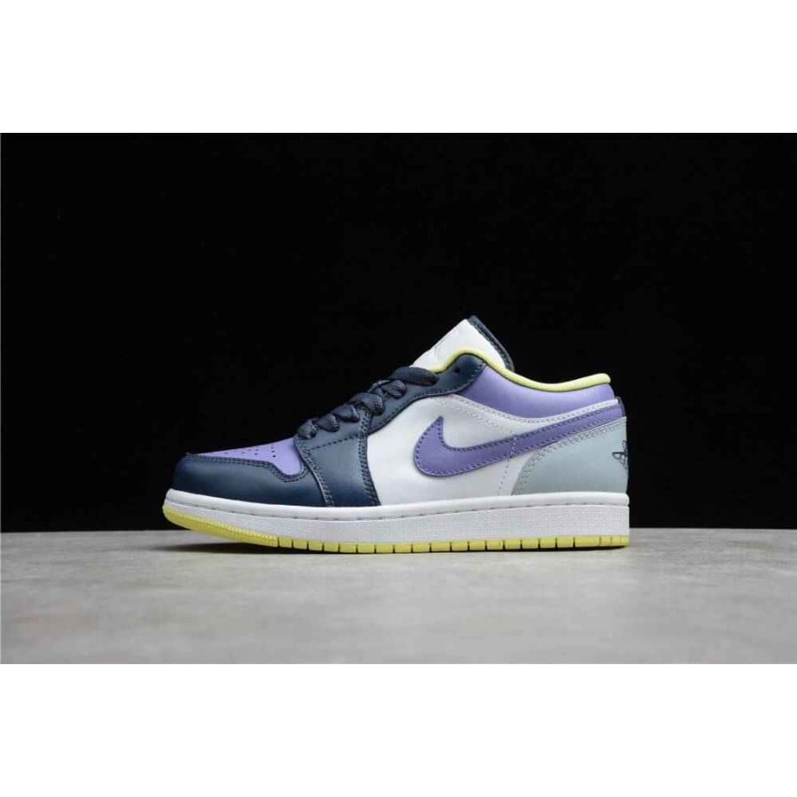 Wmns Air Jordan 1 Low SE 