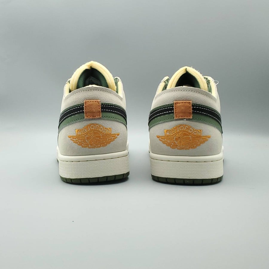 Air Jordan 1 Low SE Craft 