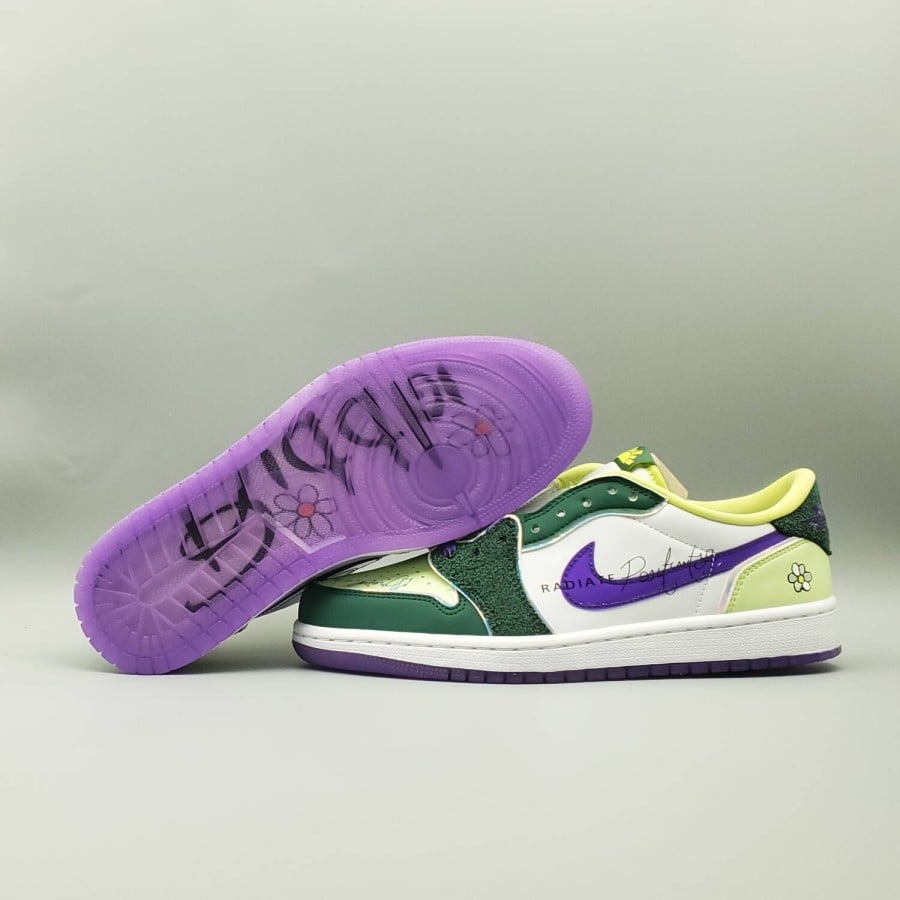 Air Jordan 1 Retro Low OG