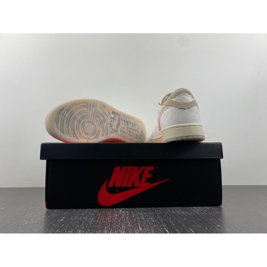 Chris Paul x Air Jordan 1 Retro Low OG 