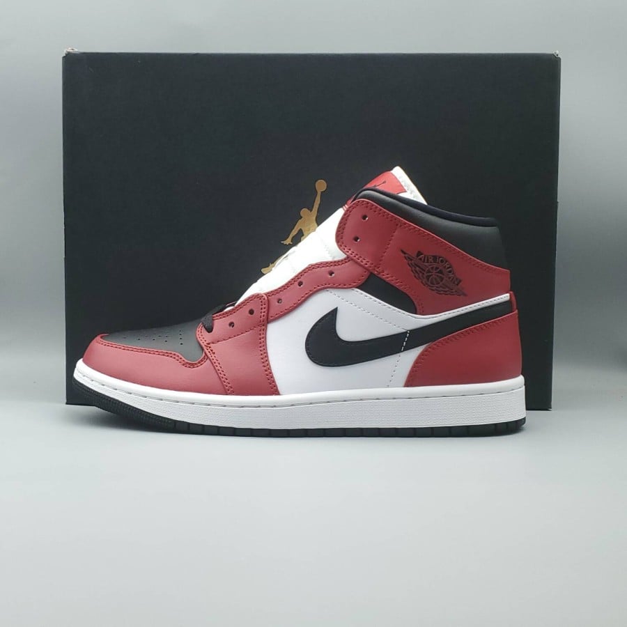 Air Jordan 1 Mid 