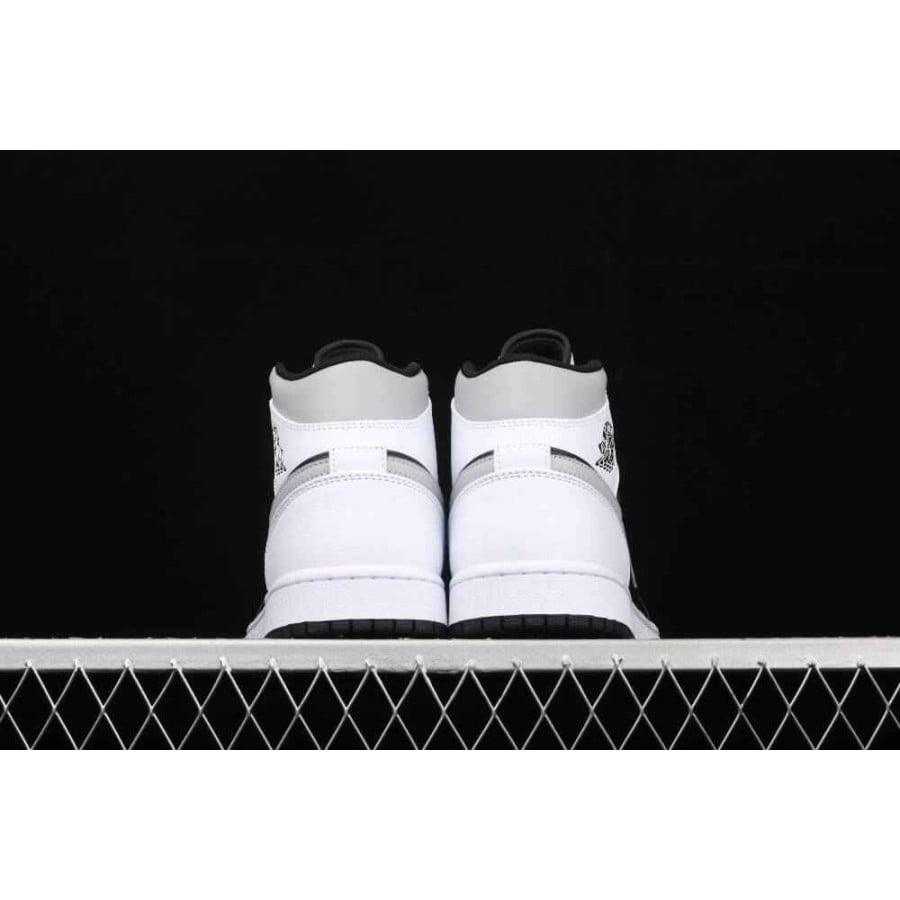 Air Jordan 1 Mid 
