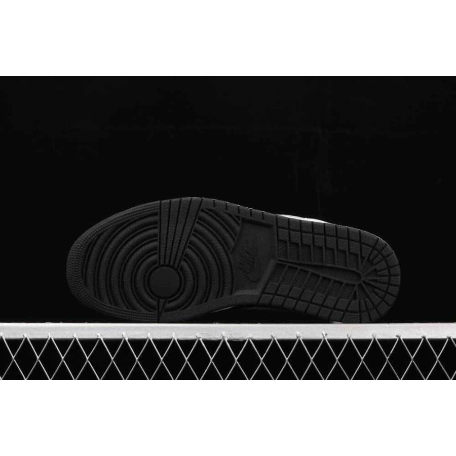 Air Jordan 1 Mid 