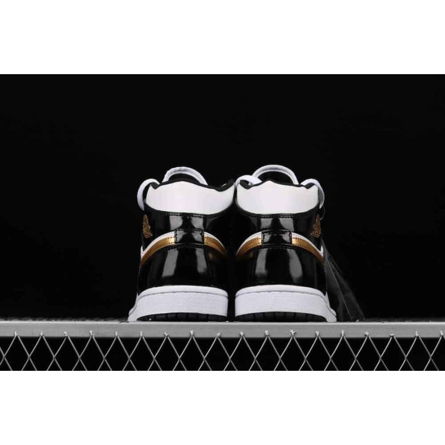 Air Jordan 1 Mid Patent 