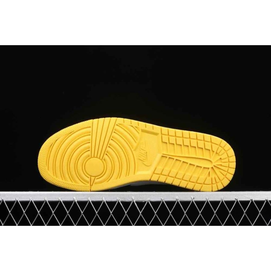Air Jordan 1 Mid SE
