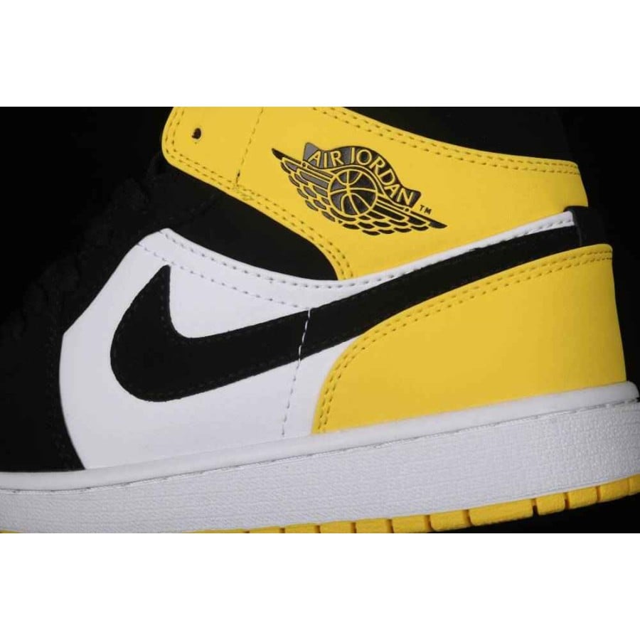 Air Jordan 1 Mid SE