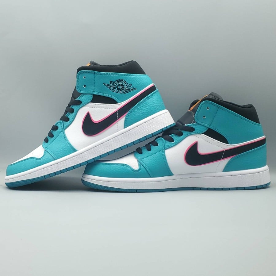 Air Jordan 1 Mid SE 
