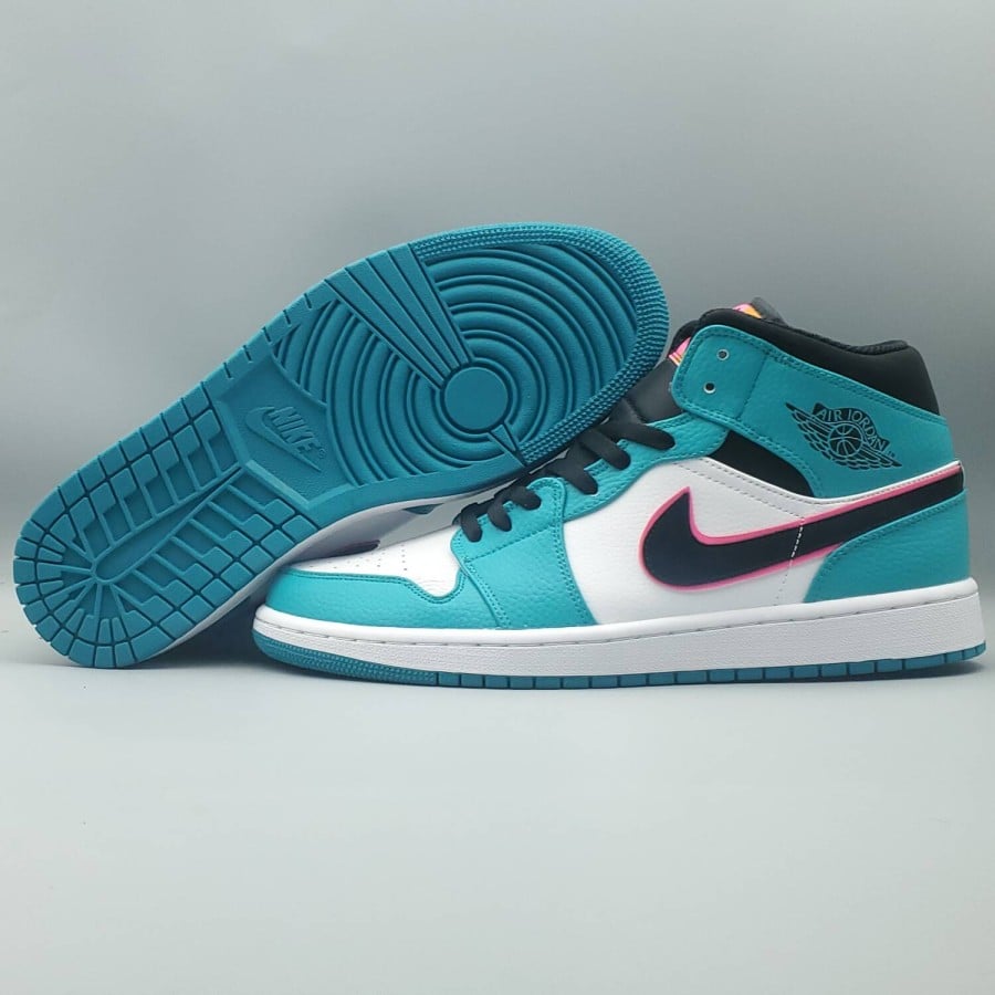 Air Jordan 1 Mid SE 