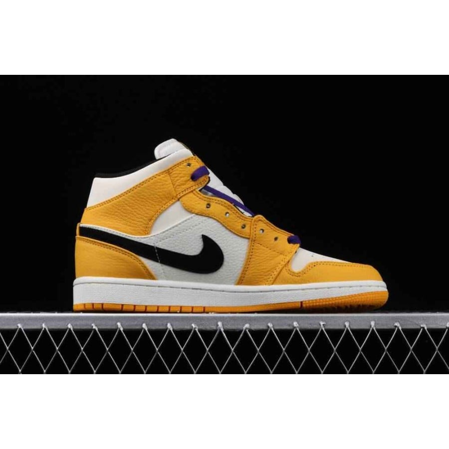 Air Jordan 1 Mid 