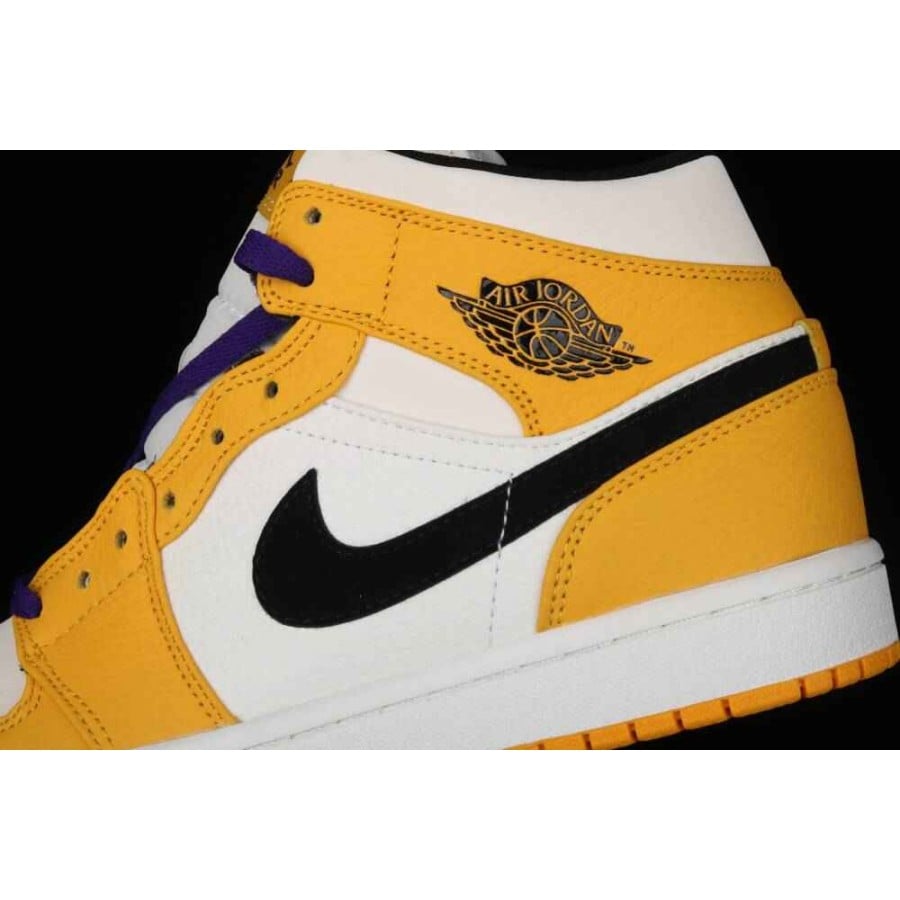 Air Jordan 1 Mid 