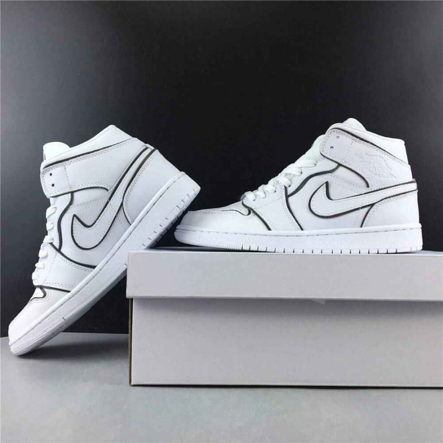 Wmns Air Jordan 1 Mid SE