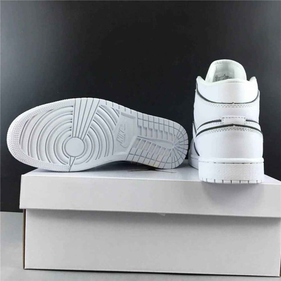Wmns Air Jordan 1 Mid SE