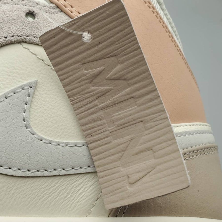 Air Jordan 1 Mid 