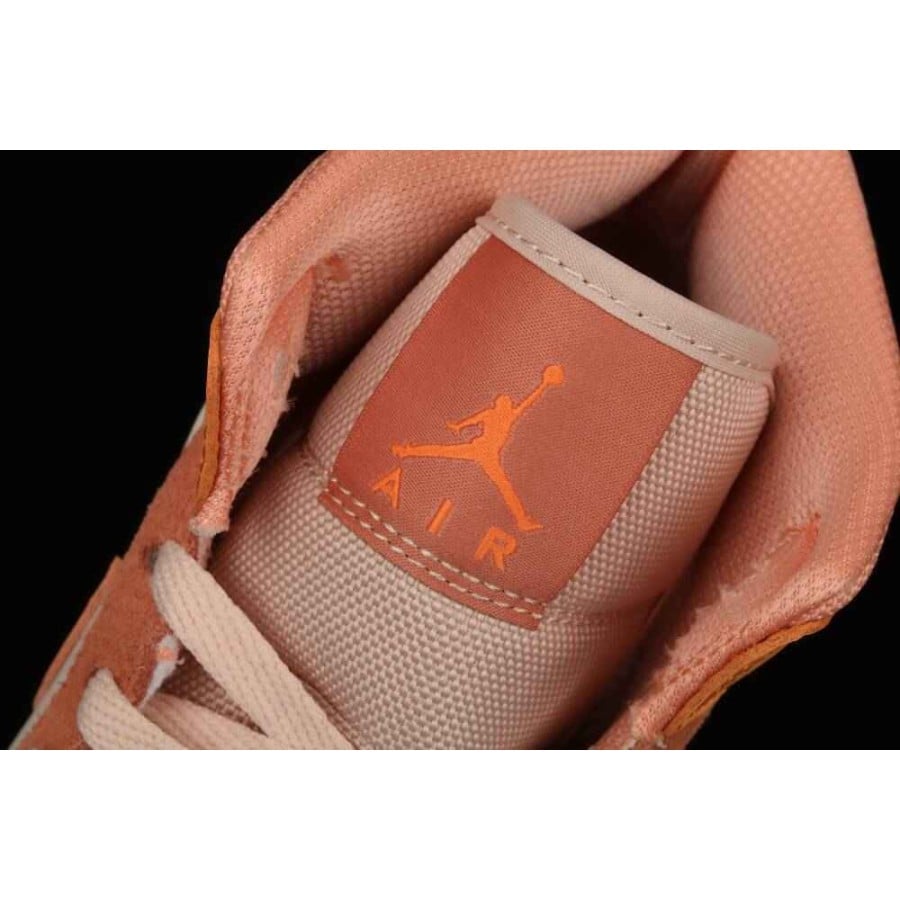 Wmns Air Jordan 1 Mid 