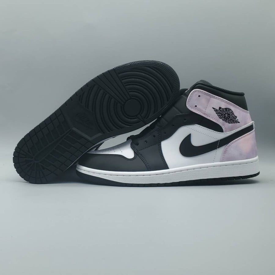 Air Jordan 1 Mid SE 