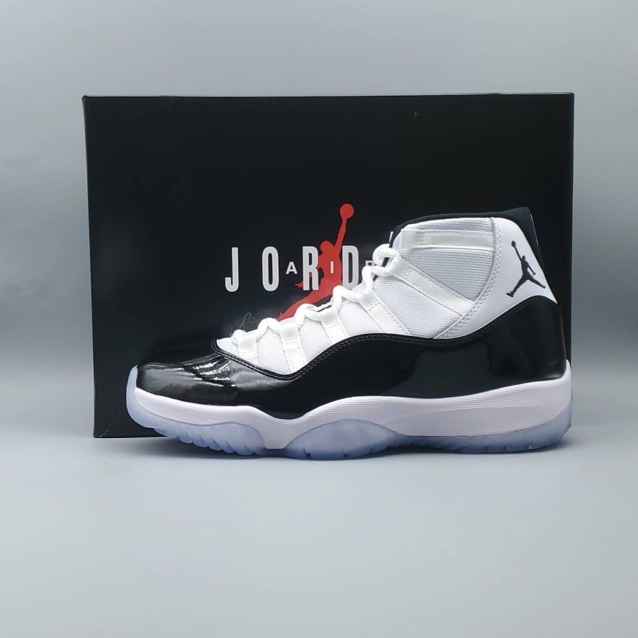 Air Jordan 11 Retro