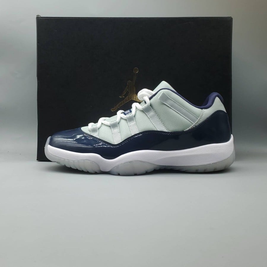 Air Jordan 11 Retro Low 