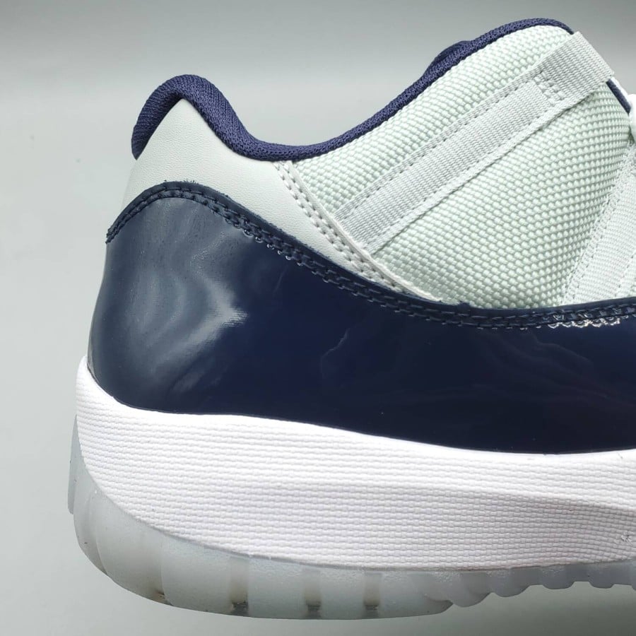 Air Jordan 11 Retro Low 