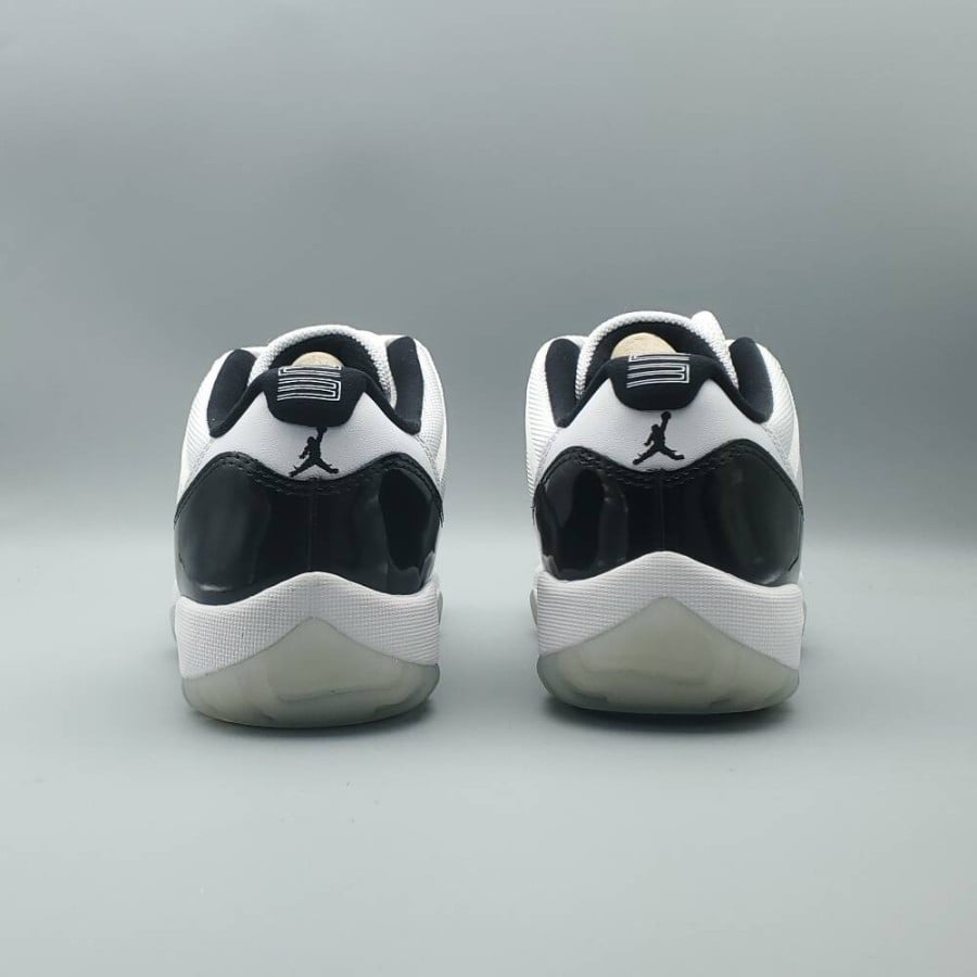 Air Jordan 11 Retro Low 